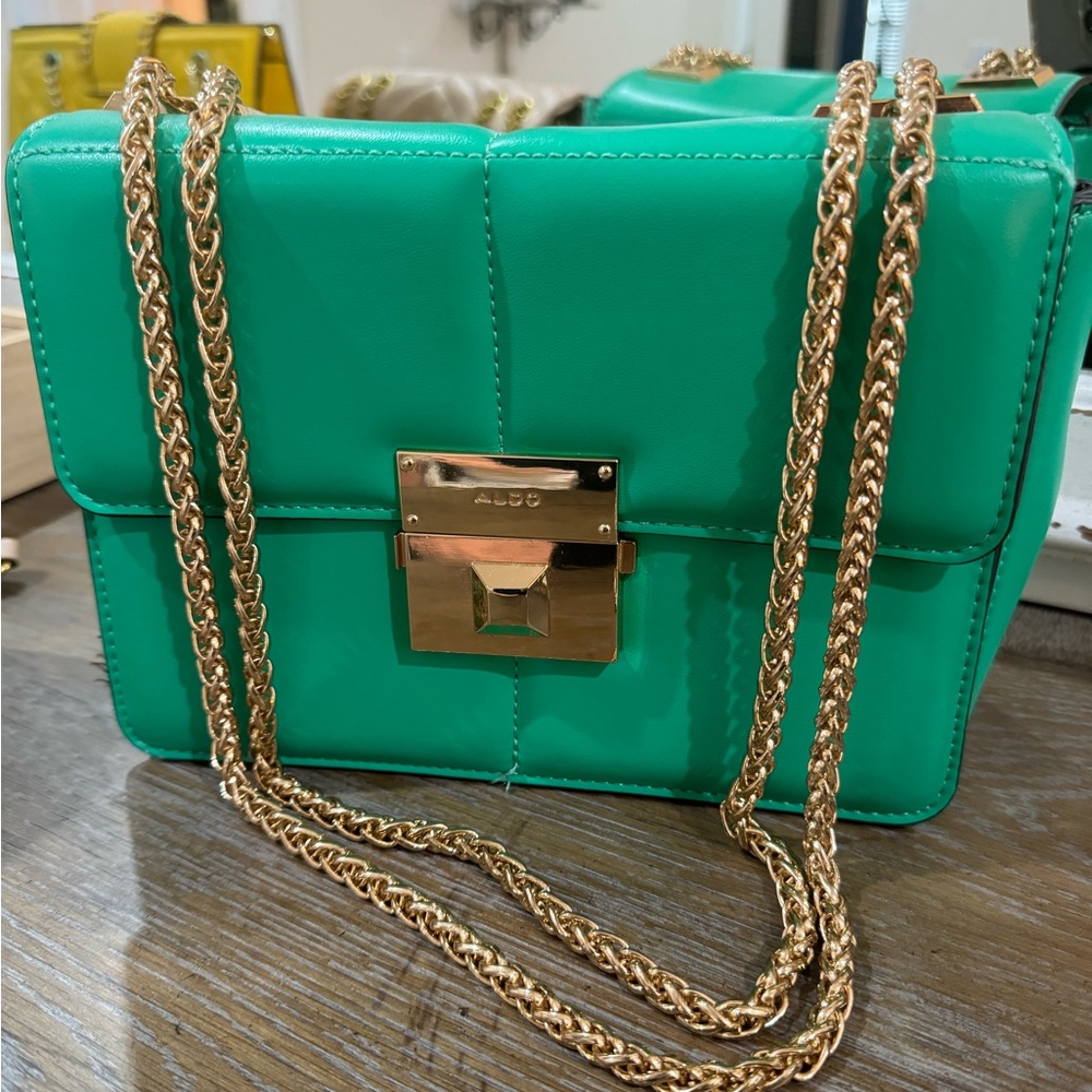 ALDO green shoulder bag. Used one time. Great condition!